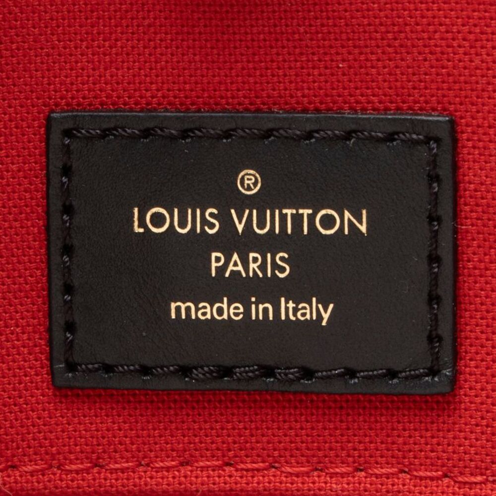 Louis Vuitton Giant Monogram Canvas Onthego GM Tote - Picture 7 of 13